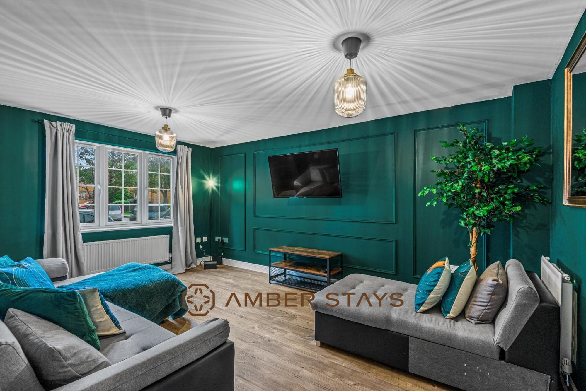 Spacious 5 Bed House In Reading By Amber Stays, Perfect For Business & Contractors, Sleeps 12! Экстерьер фото